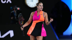 体坛名场面｜老将带伤战至最后一跳！何可欣无惧压力，完美动作谢幕